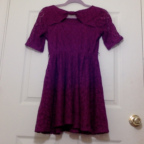 Dress - Picture 2 of 2